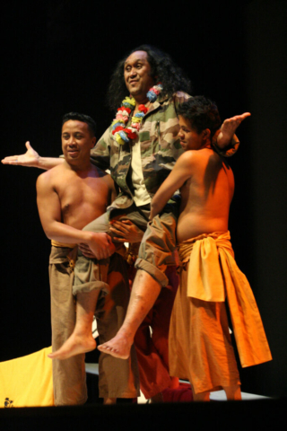 Ramossa (D.Rakotonirina), Jean-Managna (S.Mai), Antanosy (Vincent Rakotorisoa), – Photo J.Talpin