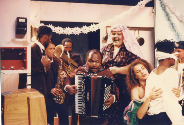 Les musiciens (J.Amémoutou, N.Leichnig, J.-L.Trulès), René (A.Dormeuil), Man (R.Pothin), Zelle (N.Dambreville), Jose (M.Imara), Kaf (D.Iva), Coca (N.Payet)