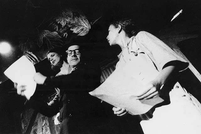 Mme Houarett (R.Pothin), L’Huissier ‘E.Genvrin), Noéla (N.Payet) – Photo M.Brunet