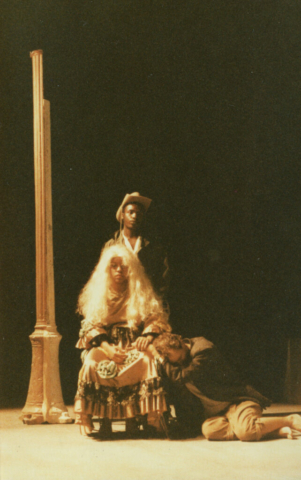 La Reine (D.Perrine), Garson (S.Dafreville), Tirouz (P.-L.Rivière) – Photo D.Blanc