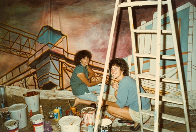 Les décoratrices Déborah Roubane et Hélène Coré – Photo E.Genvrin