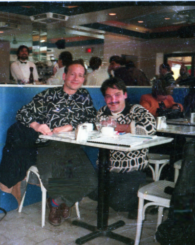E Genvrin et le co-auteur Jean-Marc Dalpé à Montréal (1992) – Photo E.Genvrin