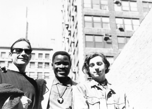 Etuves à New York, E.Genvrin, les écrivains B.Zadi Zaourou, J.-P. Fargeau – Photo E.Genvrin