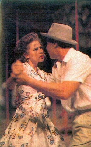Reine (R.Pothin), Maximilien (D.Carrère)