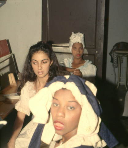 En coulisses à Maurice. G.Darroux, D.Perrine, N.Angama – Photo E.Genvrin