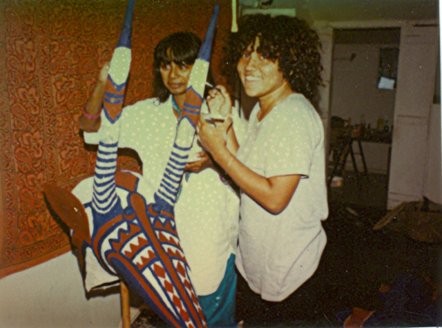 C.Pounia, J.Pothin, construction du Totem kalao, Etang-Salé les Bains – Photo E.Genvrin