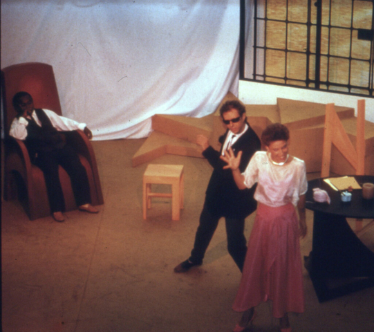 Bartholo (A.Dormeuil), Comte Almaviva (P.L.Rivière), Rosine (R.Pothin) – Photo B.Antoir