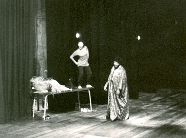 Graziella Donze et Claude Pitou en répétition d'Ubu Roi au Tampon