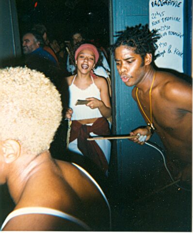 J.Amemoutou dans Kari Vollard (1999)