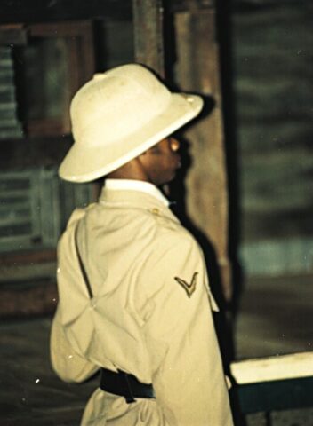 J.Amémoutou, gendarme dans Lepervenche (1996)