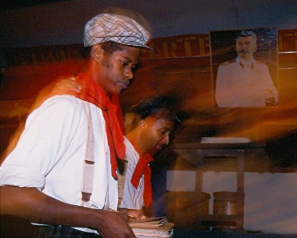 J.Amùemoutou en cheminot dans Lepervenche (1996)