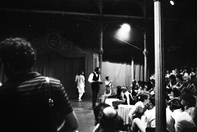 3 Séga (J.-L.Trulès) au Grand-Marché - Photo B.Antoir